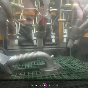 湖南株洲客户案例：不锈钢油管自动喷砂机工作视频